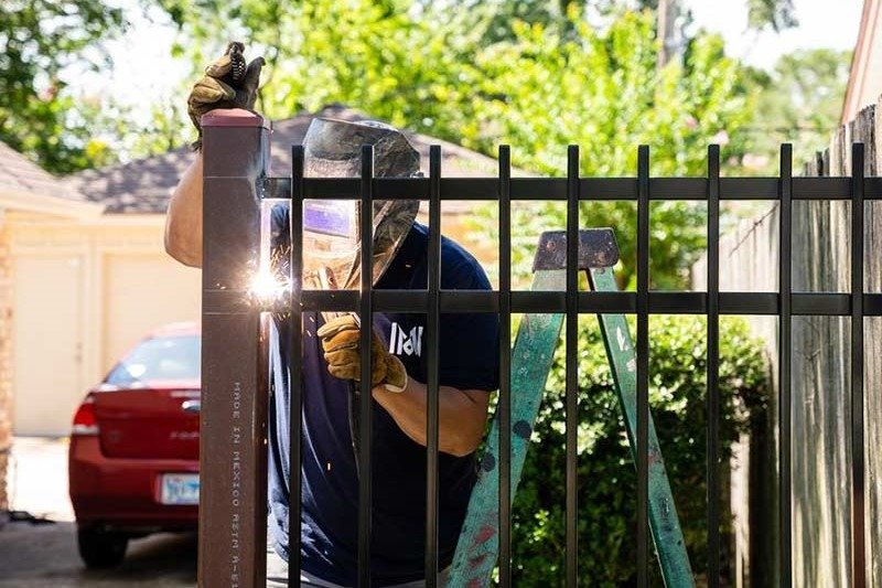 Emergency Gate Repair Services
